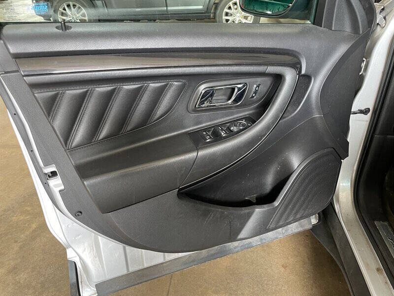 2014 Ford Taurus SHO
