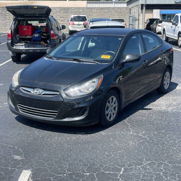 2013 Hyundai Accent GLS
