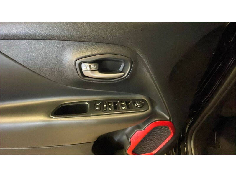 2015 Jeep Renegade Trailhawk