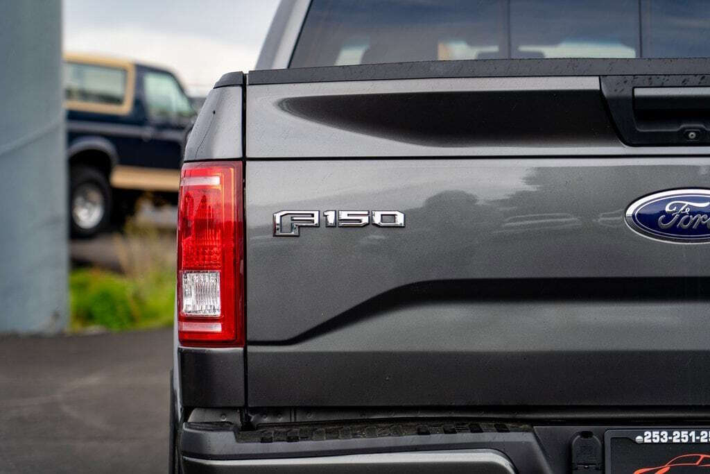 2015 Ford F-150 for sale at Auto Destination in Puyallup, WA