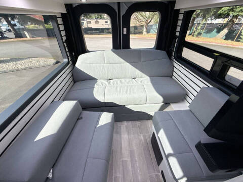 2025 Mercedes-Benz Sprinter