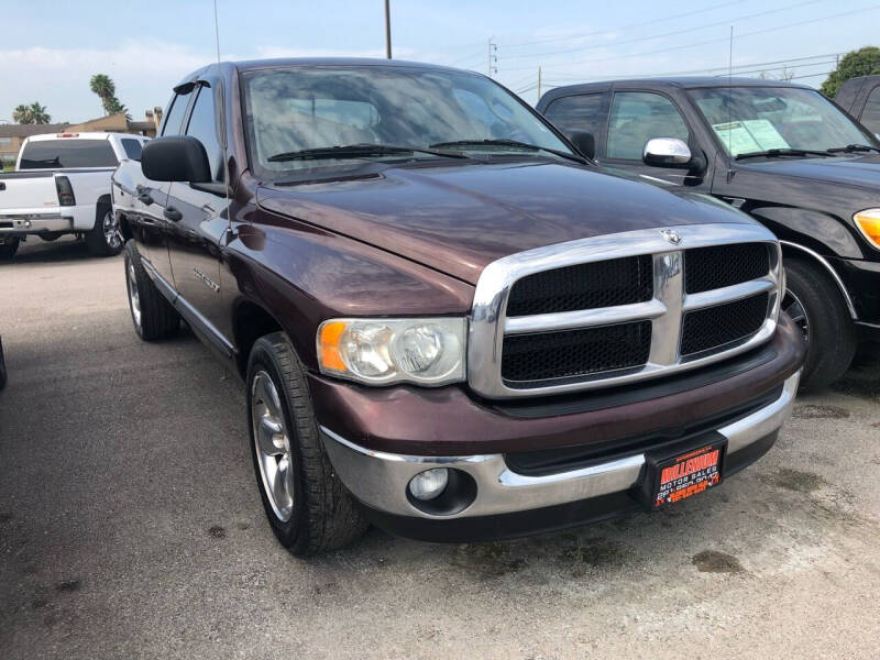 2004 Dodge Ram 1500 Pickup ST's photo