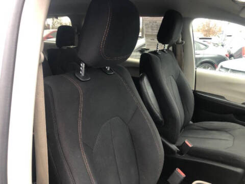 2017 Chrysler Pacifica Touring