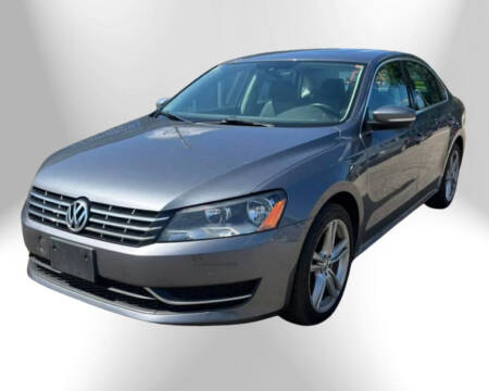 2014 Volkswagen Passat for sale at R&R Car Company in Mount Clemens MI