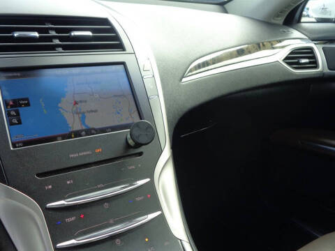 2016 Lincoln MKZ