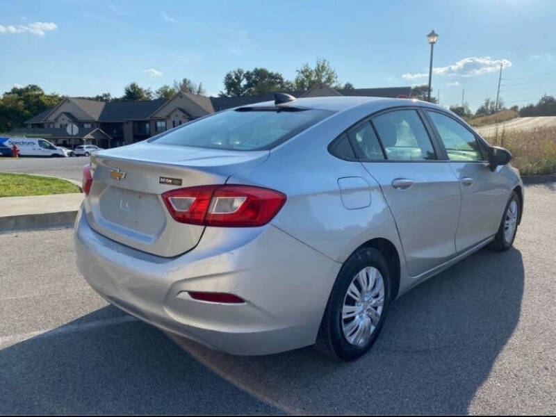 2016 Chevrolet Cruze LS Auto