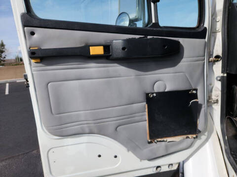 2000 Freightliner FL50