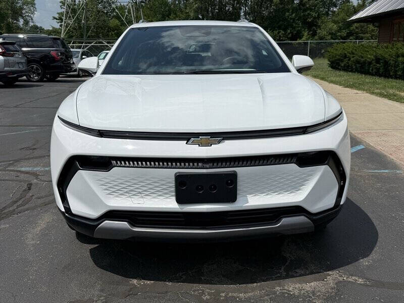 2025 Chevrolet Equinox EV LT 2