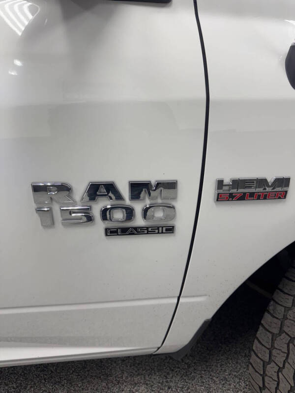 2019 RAM 1500 Classic SLT