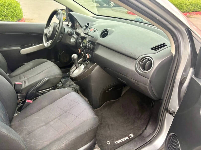 2014 Mazda MAZDA2 Sport