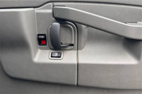 2023 GMC Savana 2500