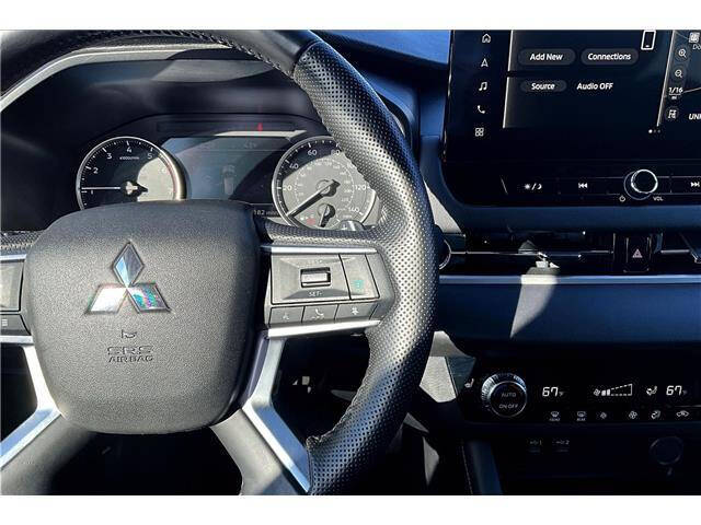2025 Mitsubishi Outlander