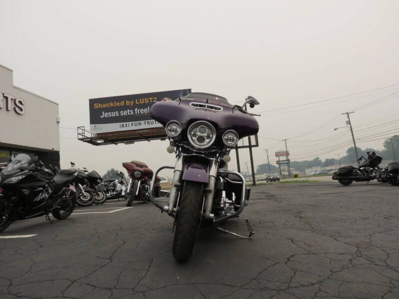 2016 Harley-Davidson FLHTCUL Ultra Classic Low