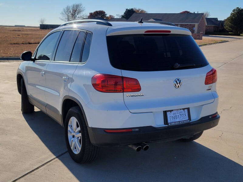 2016 Volkswagen Tiguan SEL photo 5