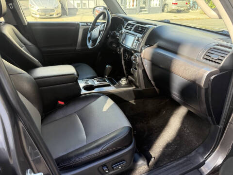 2017 Toyota 4Runner SR5 Premium