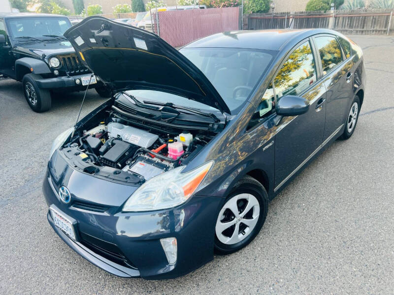 2012 Toyota Prius Three