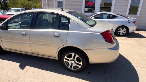 2005 Saturn Ion 3