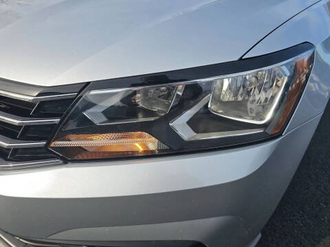 2017 Volkswagen Passat 1.8T S