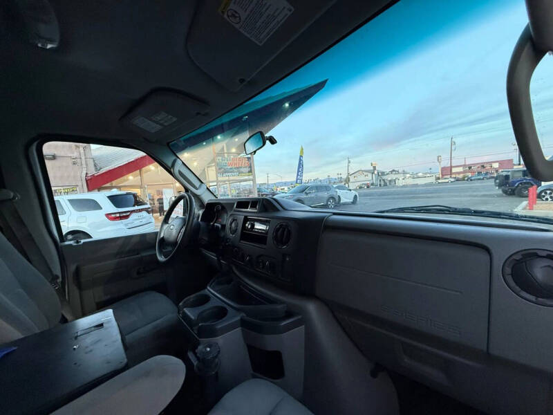 2013 Ford E-Series E-150
