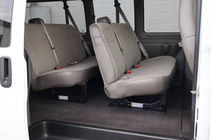 2020 Chevrolet Express LS 3500