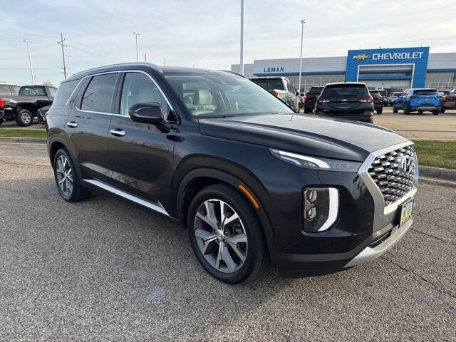 Used 2020 Hyundai Palisade SEL with VIN KM8R4DHE8LU068655 for sale in Bloomington, IL