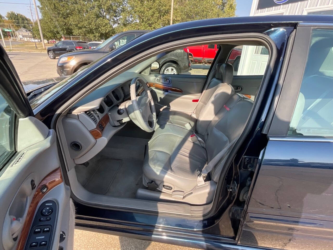 2003 Buick LeSabre for sale at Auto Connection in Waterloo, IA