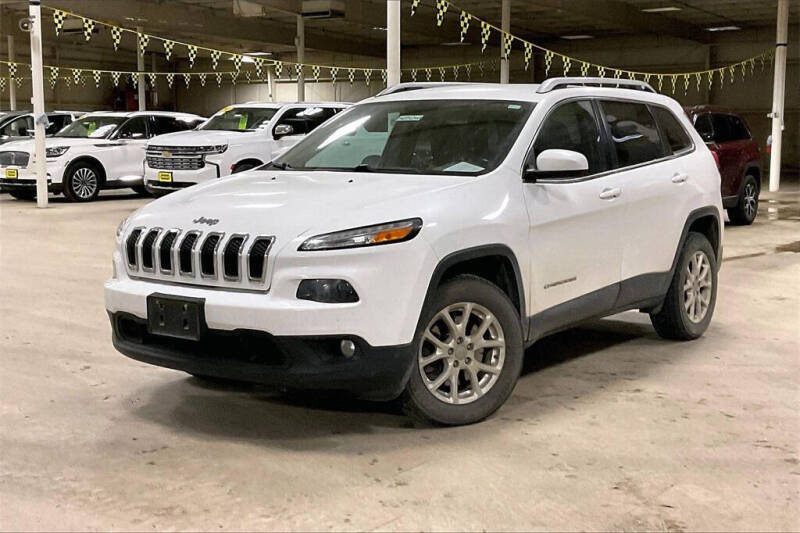 Used 2015 Jeep Cherokee Latitude with VIN 1C4PJMCB8FW734360 for sale in Montevideo, Minnesota