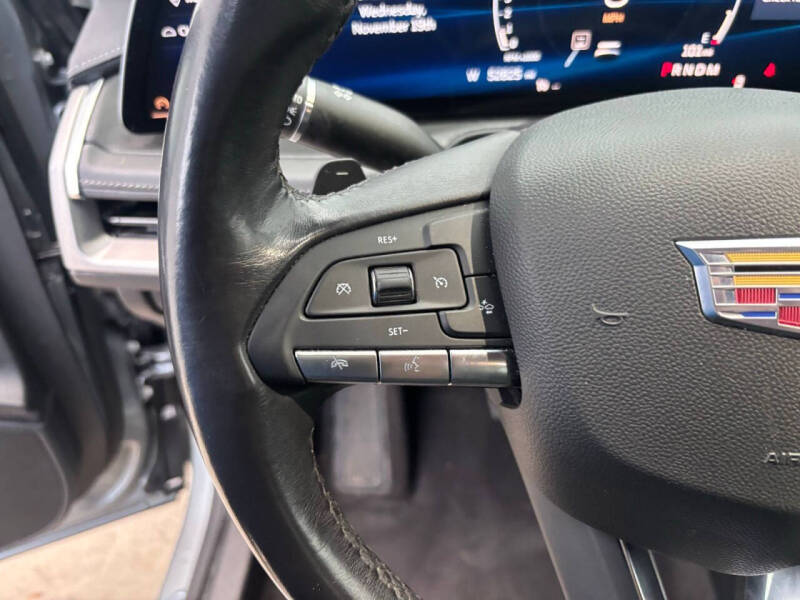 2024 Cadillac XT4 Premium Luxury