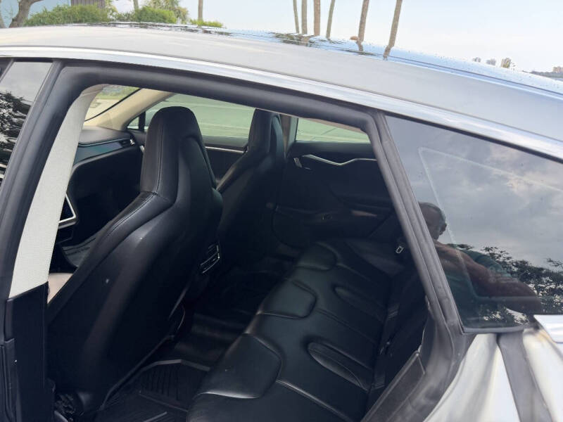 2013 Tesla Model S