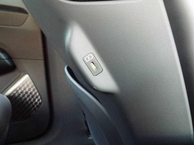 2024 Kia EV9 Light Long Range