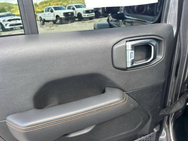 2022 Jeep Gladiator Mojave