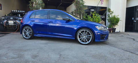 2017 Volkswagen Golf R 4Motion