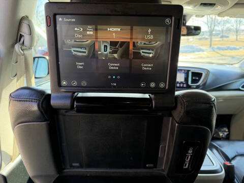 2018 Chrysler Pacifica Touring L Plus