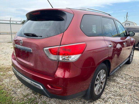 2016 Nissan Pathfinder SV