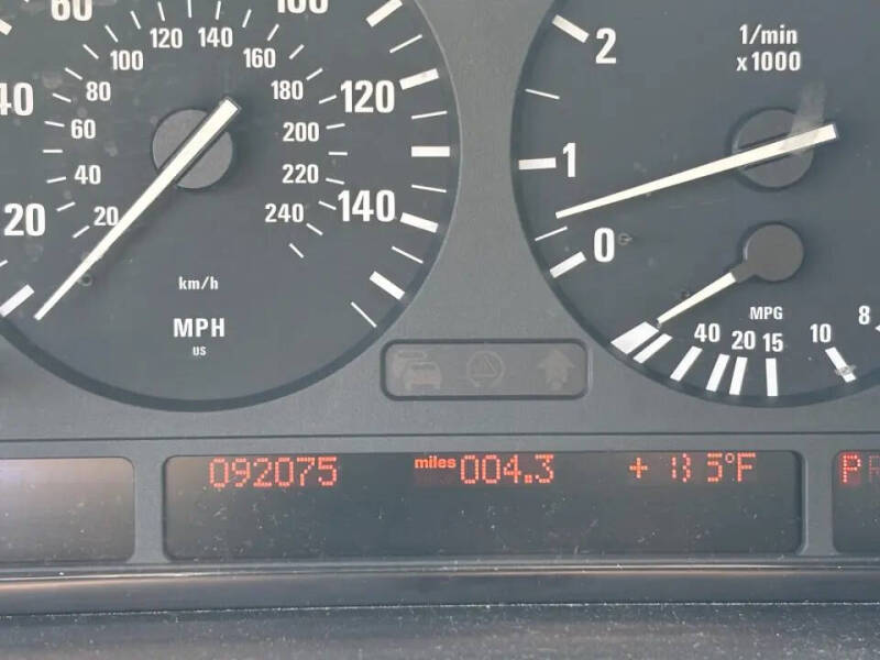 2002 BMW X5 3.0i