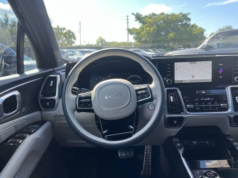 2023 Kia Sorento Plug-In Hybrid SX Prestige