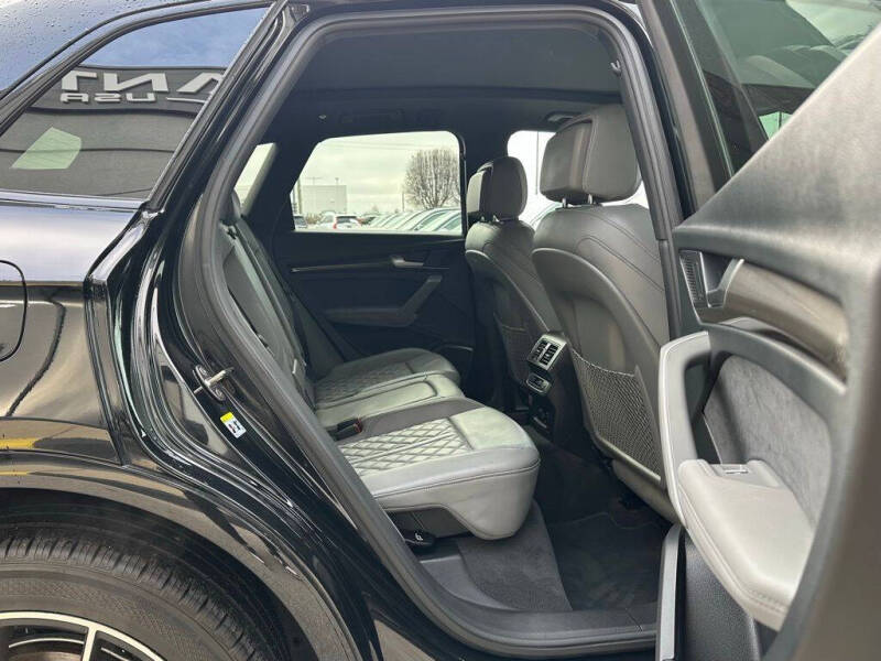 2022 Audi SQ5 3.0T quattro Prestige