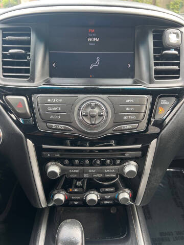 2019 Nissan Pathfinder SV