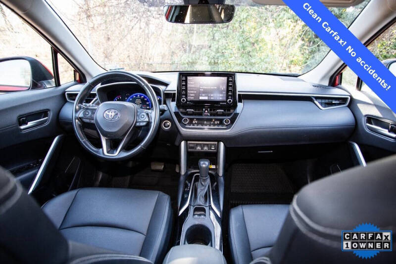 2022 Toyota Corolla Cross XLE