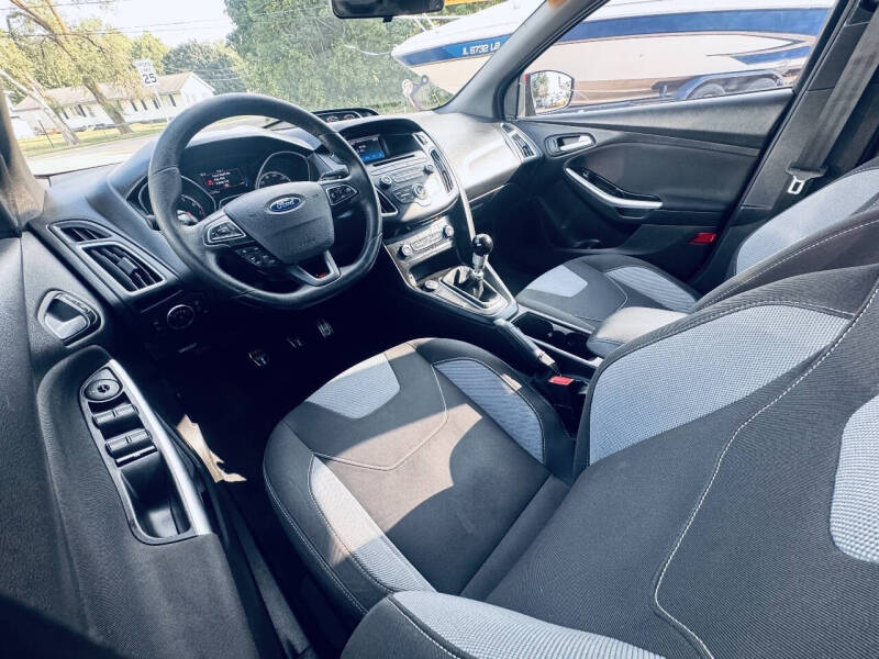2017 Ford Focus ST
