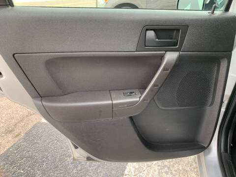 2010 Ford Focus SE