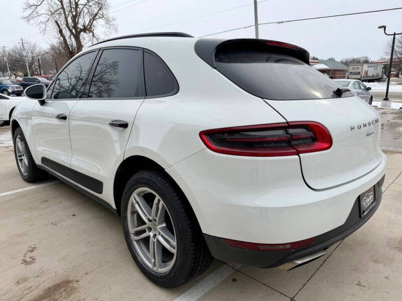 2018 Porsche Macan