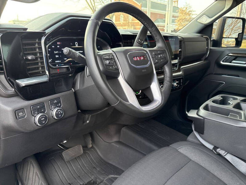 2024 GMC Sierra 2500HD