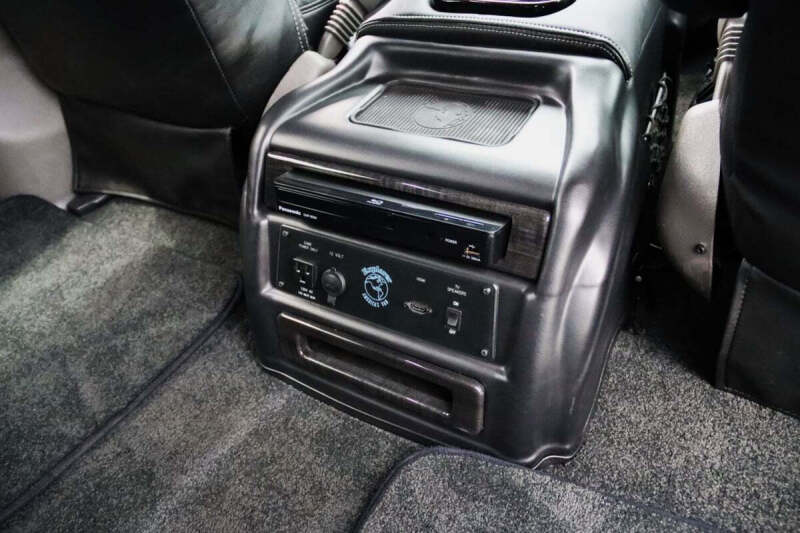 2024 Chevrolet Express 2500