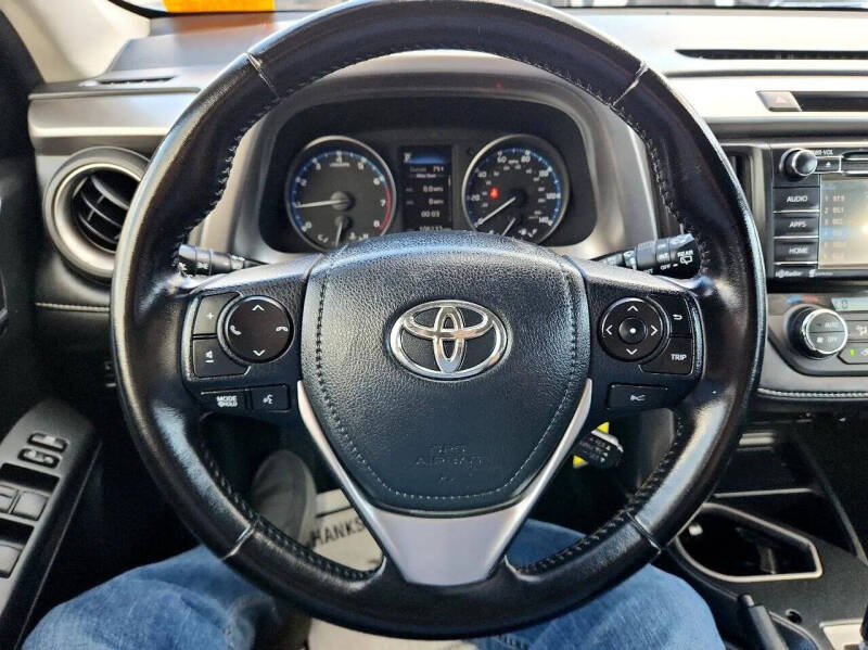 2017 Toyota RAV4 XLE