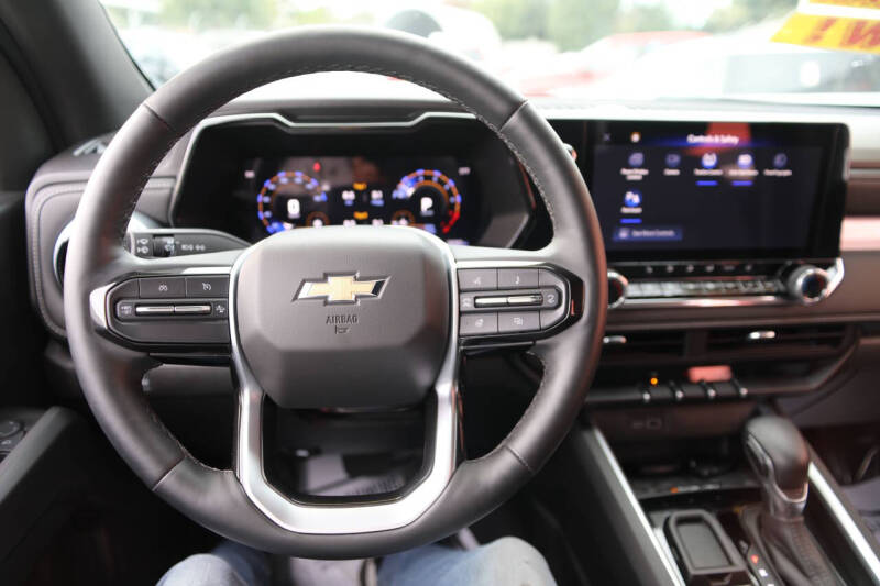 2024 Chevrolet Colorado LT