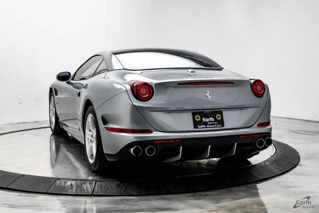 2016 Ferrari California T