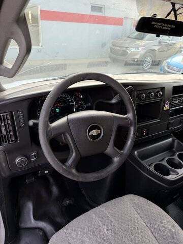 2017 Chevrolet Express 2500