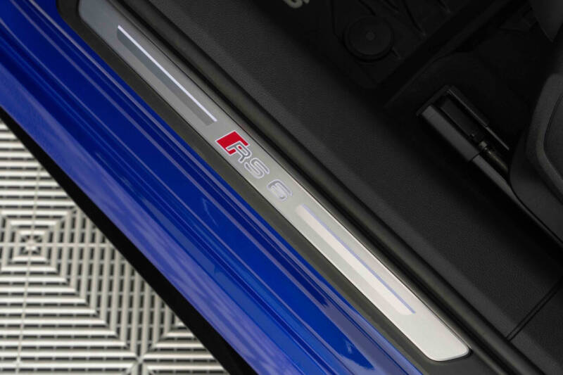 2023 Audi RS 6 Avant 4.0T quattro Avant