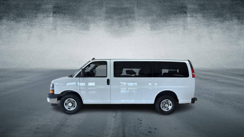 2018 Chevrolet Express LT 2500